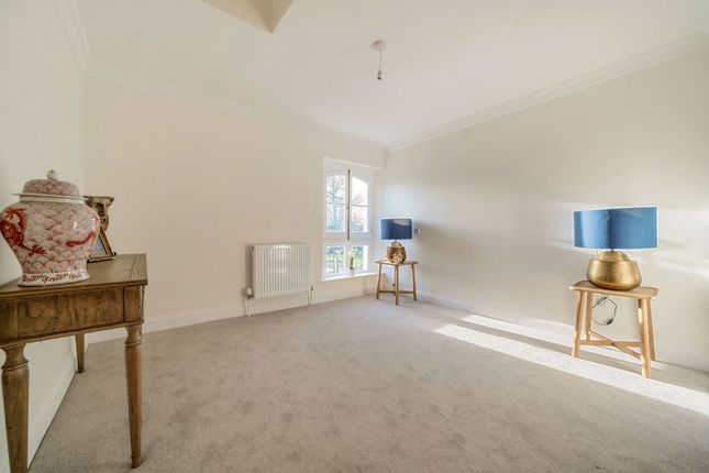 Duplex to rent in Florence, Henley-On-Thames, Thamesfield Village, Oxfordshire