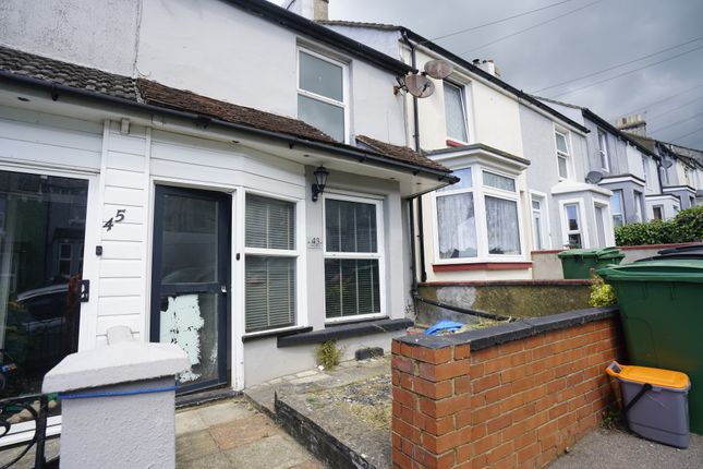 43, Percy Road, Hastings photo 4