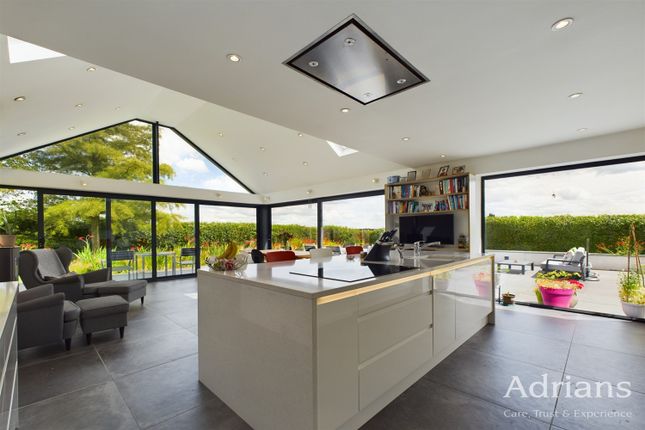 Springwood, Chignal St. James, Chelmsford photo 2