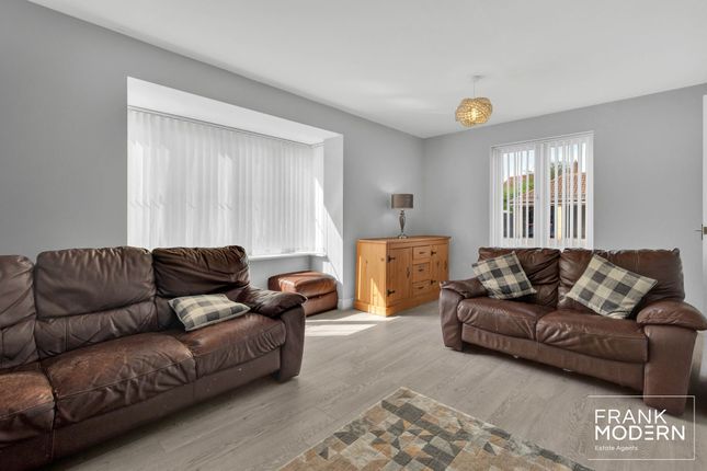 End terrace house for sale in Whitby Avenue, Eye