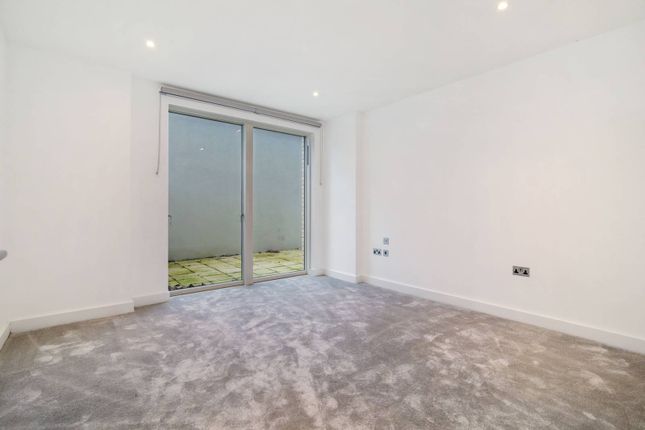 Thumbnail Flat to rent in Christchurch Avenue, Brondesbury, London