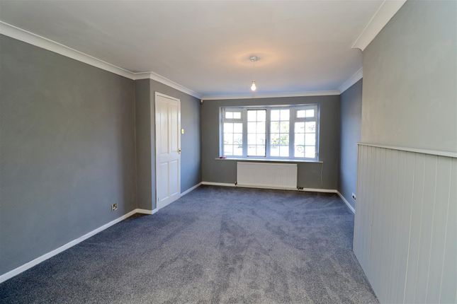 Thumbnail Semi-detached house to rent in Chestnut Drive, Holme-On-Spalding-Moor, York