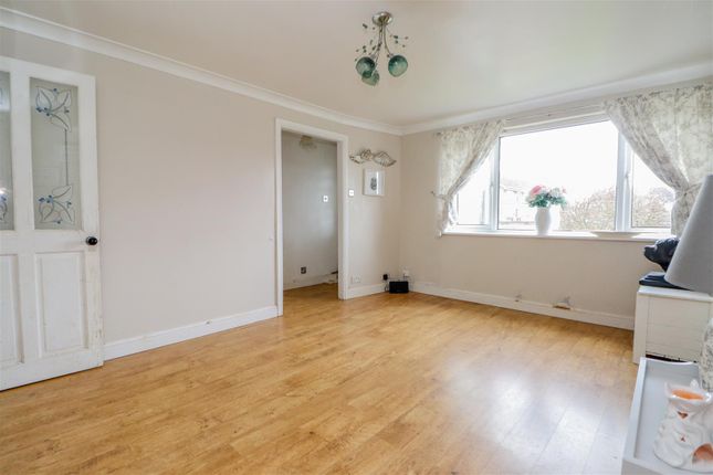 Terraced house for sale in Beech Road, Horsham