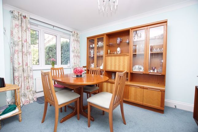 18, Tiger Moth Close, Lee-On-The-Solent photo 4