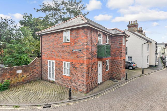 9, Garfield Place, Faversham photo 2