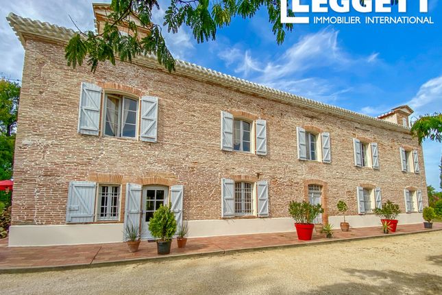 Villa for sale in Labarthe, Tarn-Et-Garonne, Occitanie
