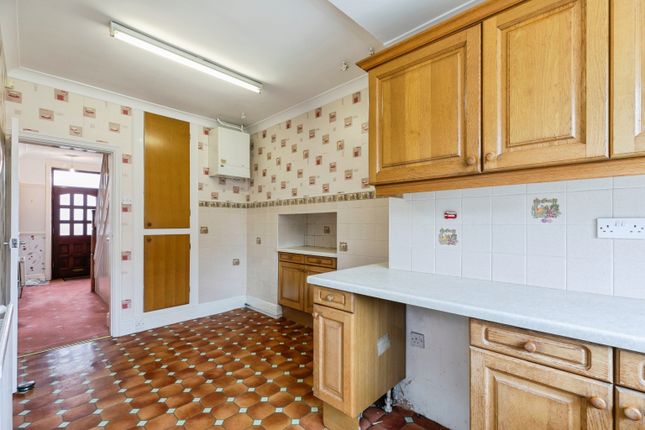 244, Dodworth Road, Barnsley photo 2