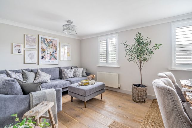 Flat for sale in Chesterton Lane, Cirencester