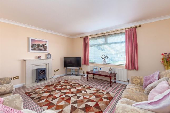30, Arden Close, Lancaster photo 2