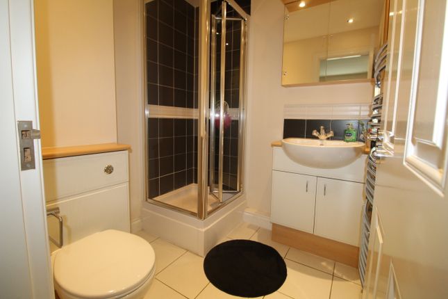 Town house for sale in Edgecote Close, Sharston, Wythenshawe, Manchester