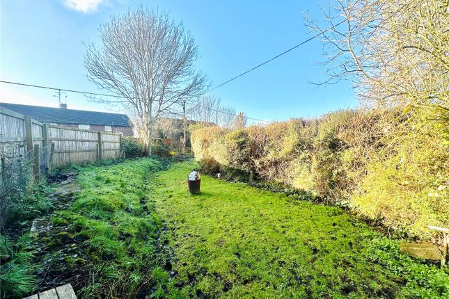 41, Coronation Road, Wroughton photo 2