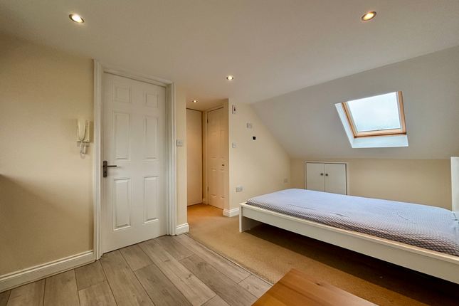277, Beckenham photo 4