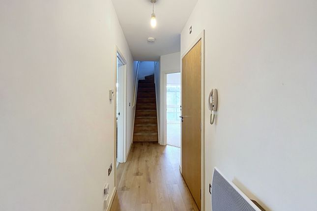 Phoebe Road photo 4