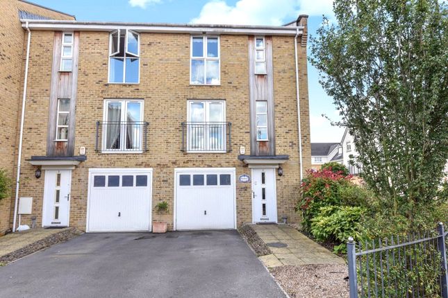 Thumbnail End terrace house to rent in Kingsquarter, Maidenhead, Berkshire