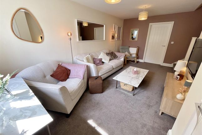 3, Manor Court, Barlby photo 2