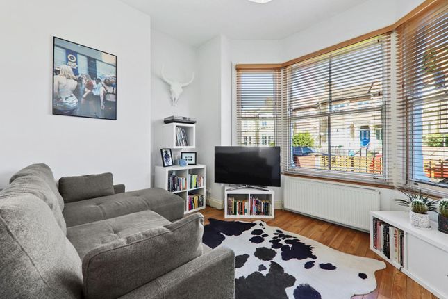 Thumbnail Flat for sale in Kinver Road, Sydenham, London