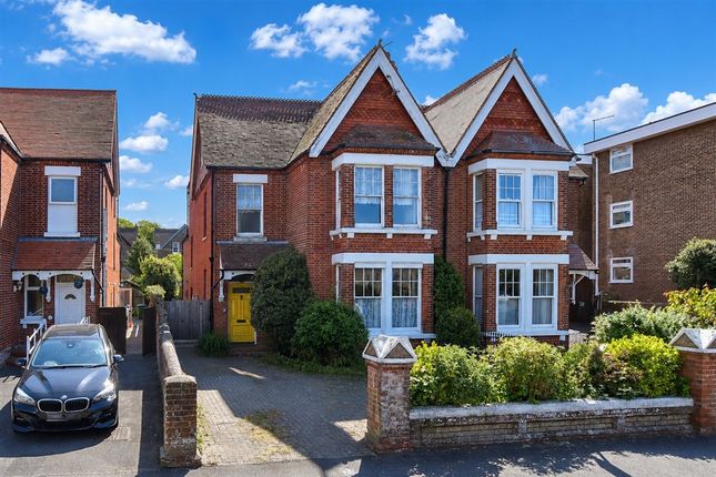 5-bed house on Beach Road, Littlehampton, £600,000