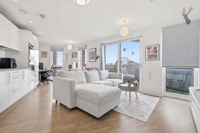 2-bed flat on Flat 110, Ivy Point, London, £425,000