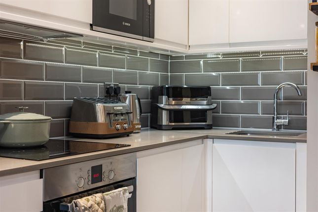Apartment 61, St. James House, Clivemont Road, Maidenhead photo 4