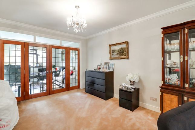 End terrace house for sale in Wykeham Road, Harrow