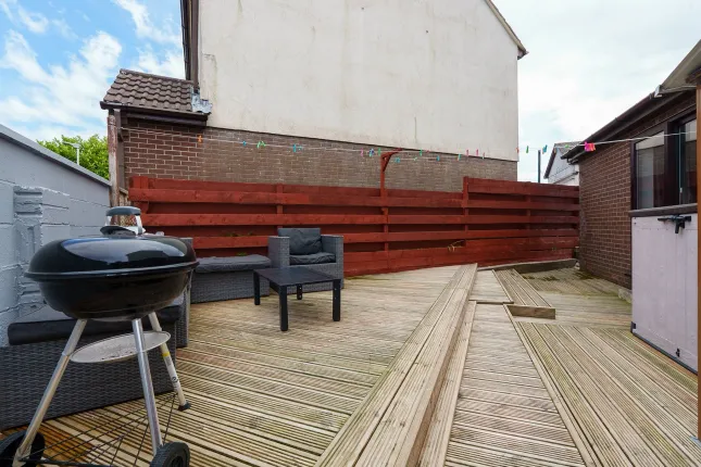 20, Cronk Y Berry Avenue, Douglas photo 2