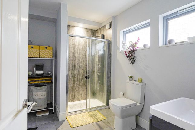 Ensuite Shower Room