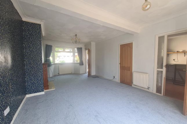 95, Shaws Avenue, Warrington photo 3