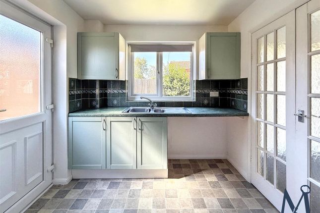 Bramble Drive, Leicester photo 4