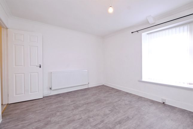 51, Kimberley Terrace, Tredegar photo 5