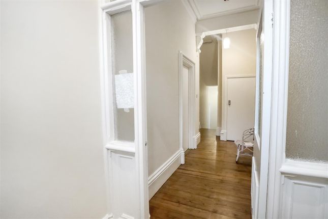 Flat 3, 63, Stanhope Road North, Darlington photo 3