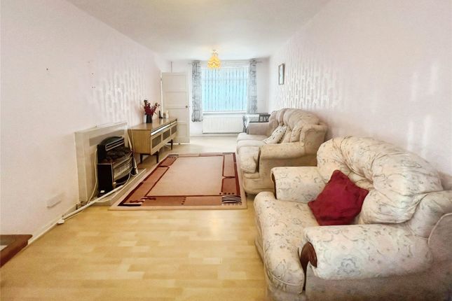 23, Stourton Drive, West Midlands photo 3