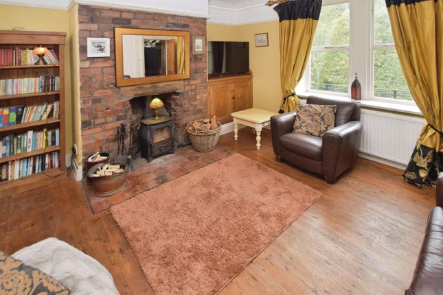 9, Bell Bank View, Bradford photo 3