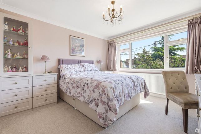 134, Hullbridge Road, Chelmsford photo 4