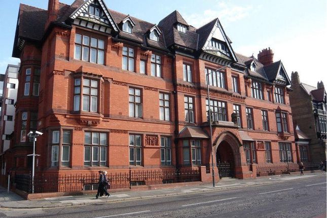 Flat to rent in Stowell Street, Liverpool