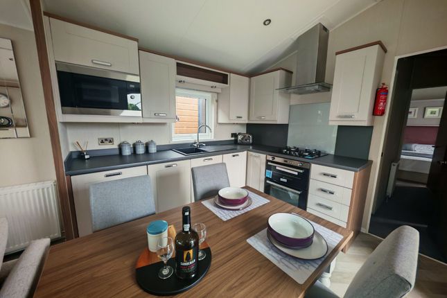 SG02 Willerby Sheraton Lodge at Lakesway Lodge Park, Sampool Ln, Levens, Kendal photo 2