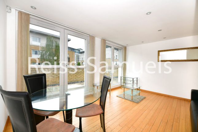 Helion court, Westferry Road, Isle of dogs, Canary Wharf, London photo 5