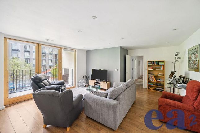 Thumbnail Flat for sale in Compass House, 11 Raine Street, Wapping