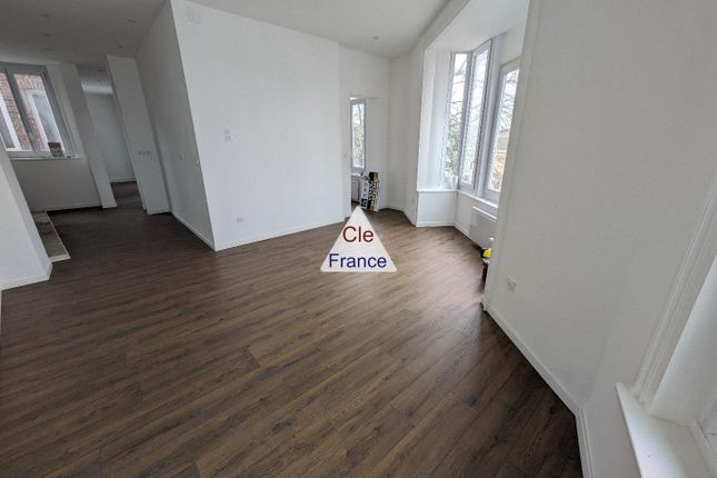 Apartment for sale in Lille, Nord-Pas-De-Calais, 59000, France
