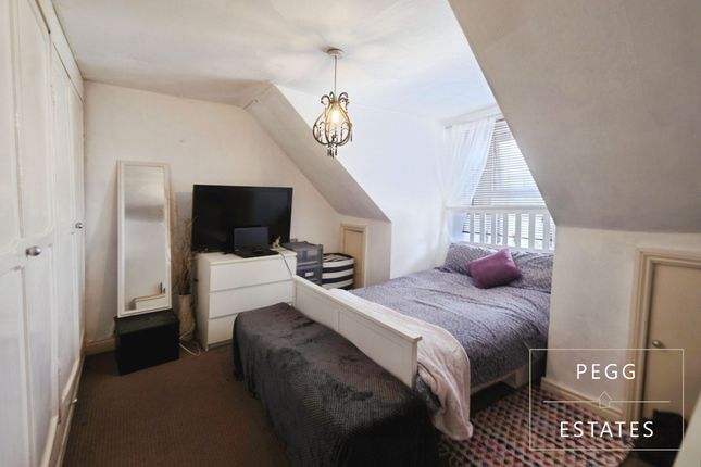 72 Victoria Road, Torquay photo 4
