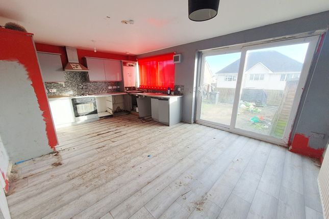 21, Dalcross Way, Airdrie photo 3