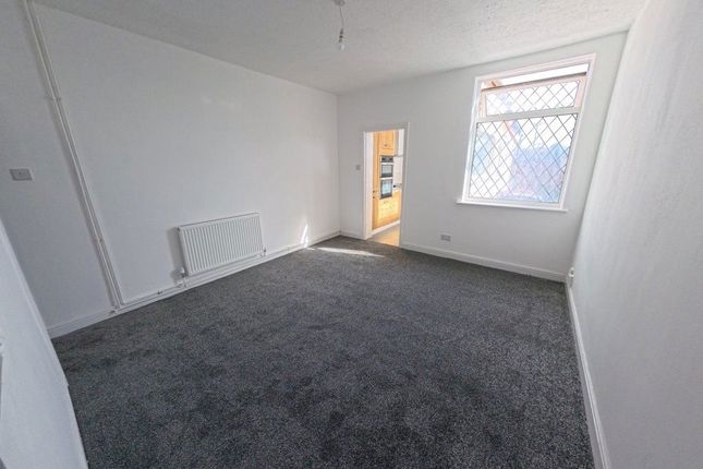 15 South Street,, South Street, Alfreton, photo 3
