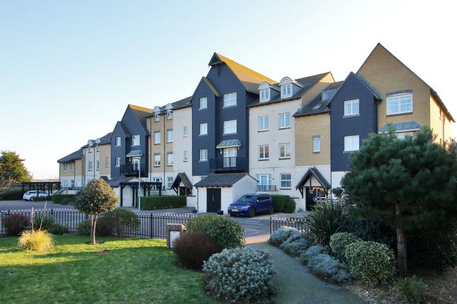 Flat for sale in Chatham Green, Chatham Court