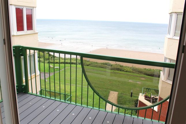 Flat for sale in Caswell Bay Court, Caswell, Swansea