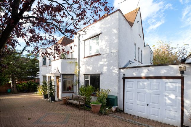 Thumbnail Detached house for sale in Streatham Common North, London