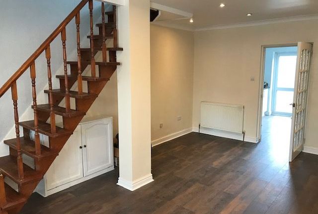 74 Ingleton Avenue, Welling photo 4