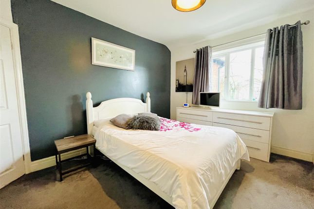 Semi-detached house for sale in Mossgrove Road, Timperley, Altrincham