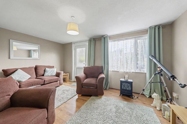 7 Exford Walk, Worthing photo 4
