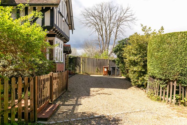 Cottage for sale in Hartfield Road, Forest Row
