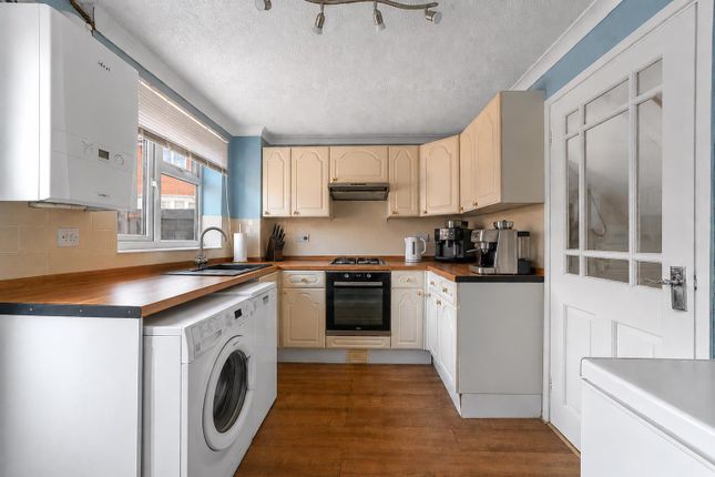 7, Lydgate Close, Lawford photo 4