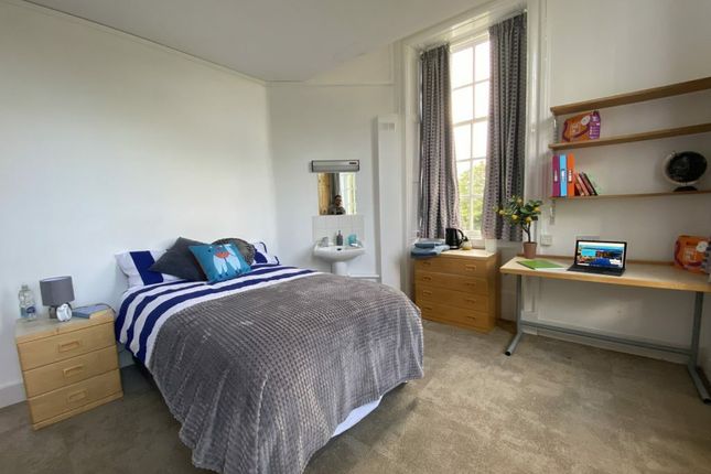 Thumbnail Room to rent in Fenham Hall Drive, Fenham, Newcastle Upon Tyne